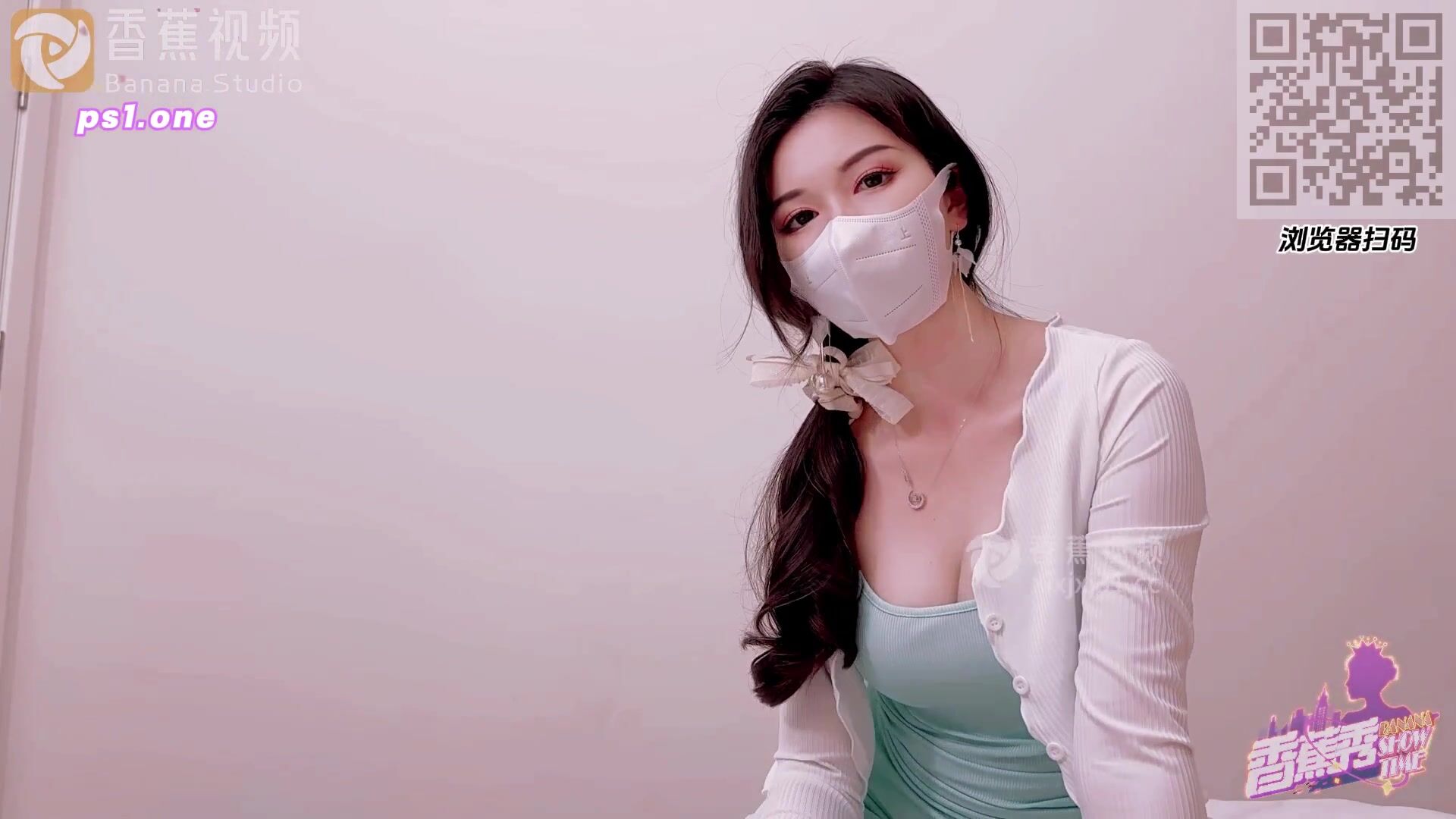 【香蕉視頻】下雨天無聊在家玩弟弟-狐不妖