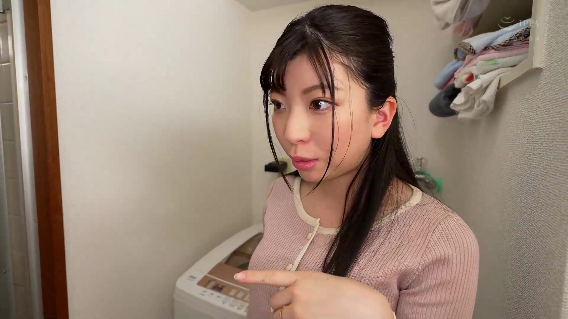 CEMD-150] 同じマンションに住む欲求不満のデカ尻奧さん 七咲みいろ - SOPORN.COM