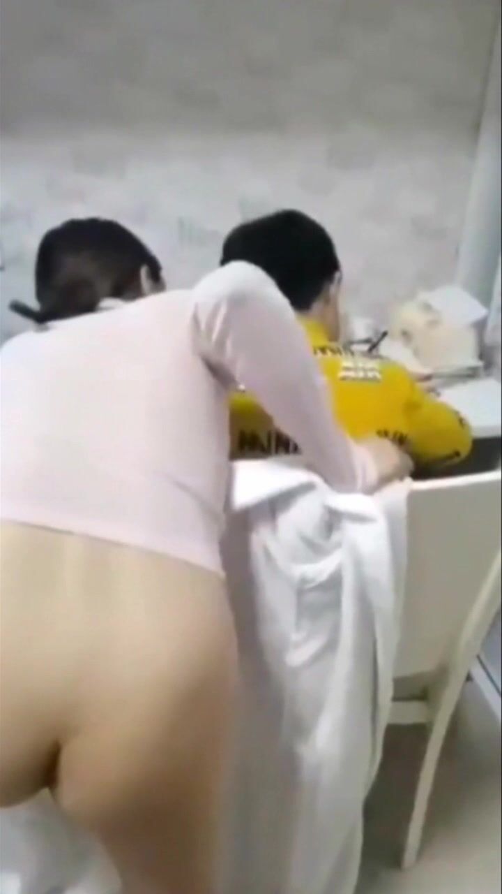 惩罚女友的乐趣