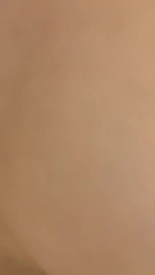 坐標江蘇，18歲欲女，單場24000金幣【小熊維尼呀】小情侶居家自拍，膚白貌美胸又大，跳蛋輔助達高潮，無套啪啪沉迷性愛快感